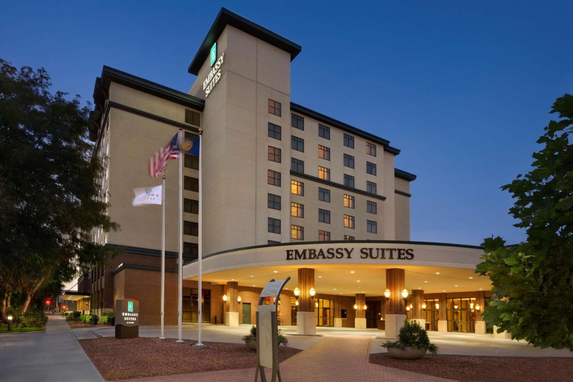 Embassy Suites Lincoln Exterior foto